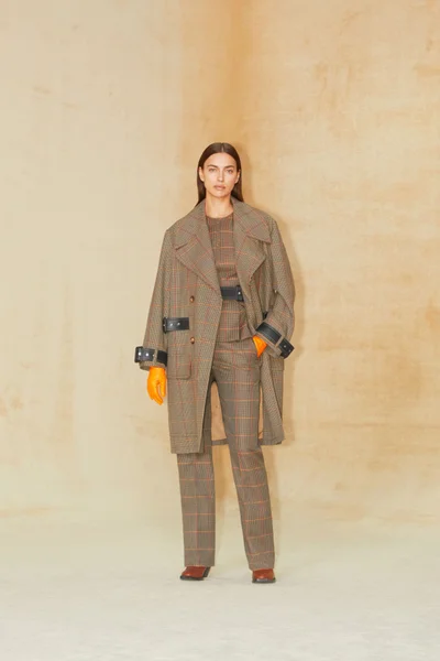 Look 26
